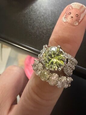 Ring Set with 5 carat cz Center and pave Accent Stones size 6